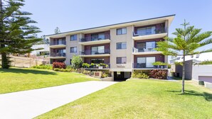 Front of property - Cottesloe Marine Apartment (Cottesloe)