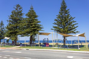 Beach - Cottesloe Marine Apartment (Cottesloe)