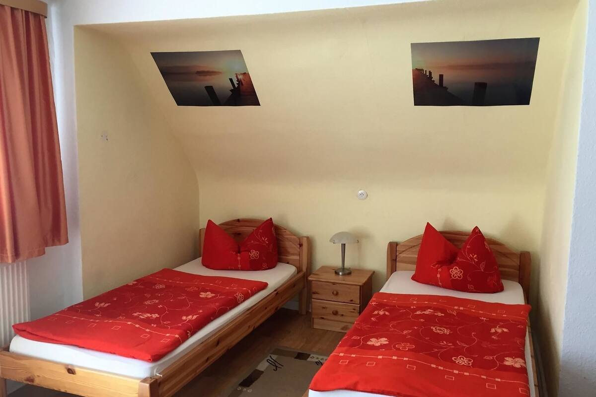 Standard Double Room, Shared Bathroom | WiFi (free)