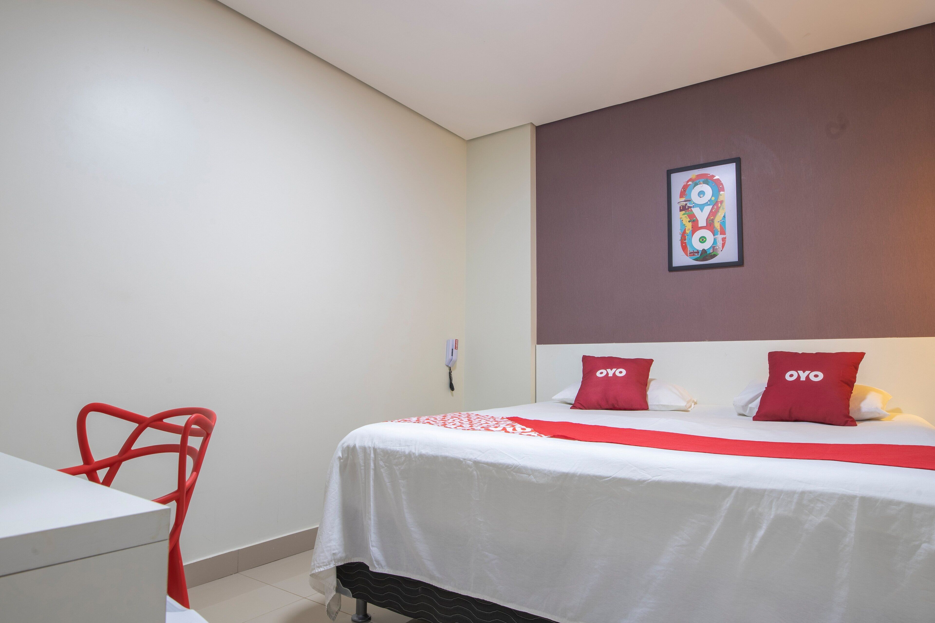 double room | minibar, desk, free wifi, bed sheets