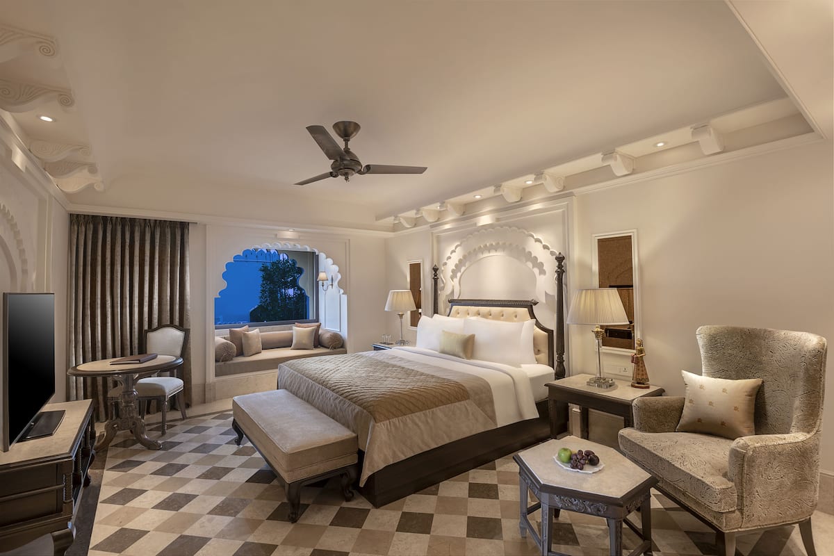 1 habitación, insonorización, wifi gratis y ropa de cama