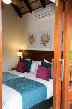 3 bedrooms, in-room safe, desk, free WiFi - Kruger Park Lodge Unit 608B (Mbombela)