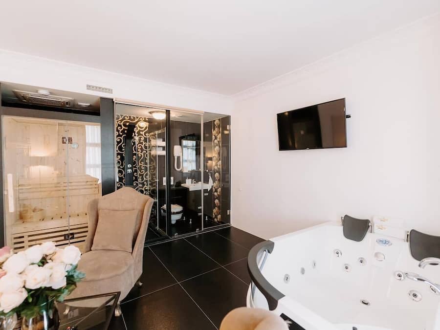 Suíte luxo | Frigobar, cofres nos quartos, escrivaninha, quartos à prova de som