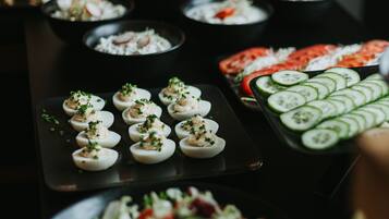 Daily buffet breakfast for a fee