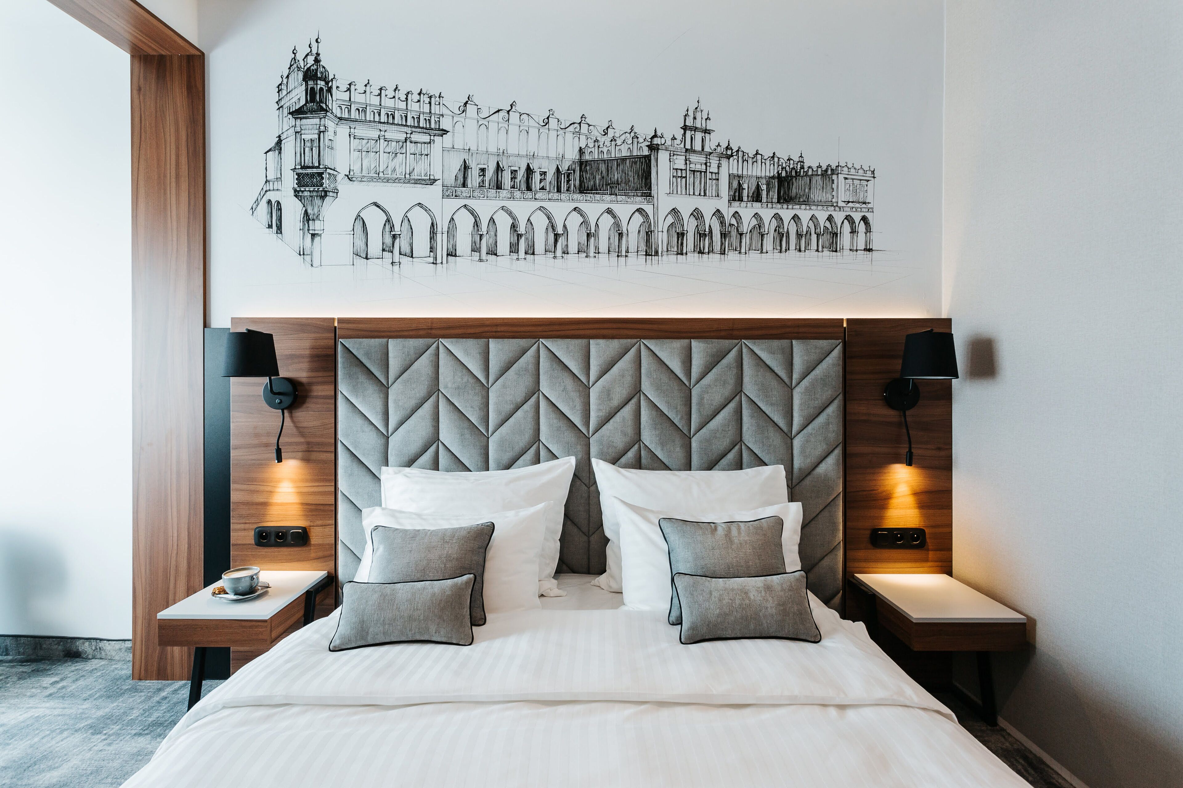 premium double room | 1 bedroom, minibar, in-room safe, desk