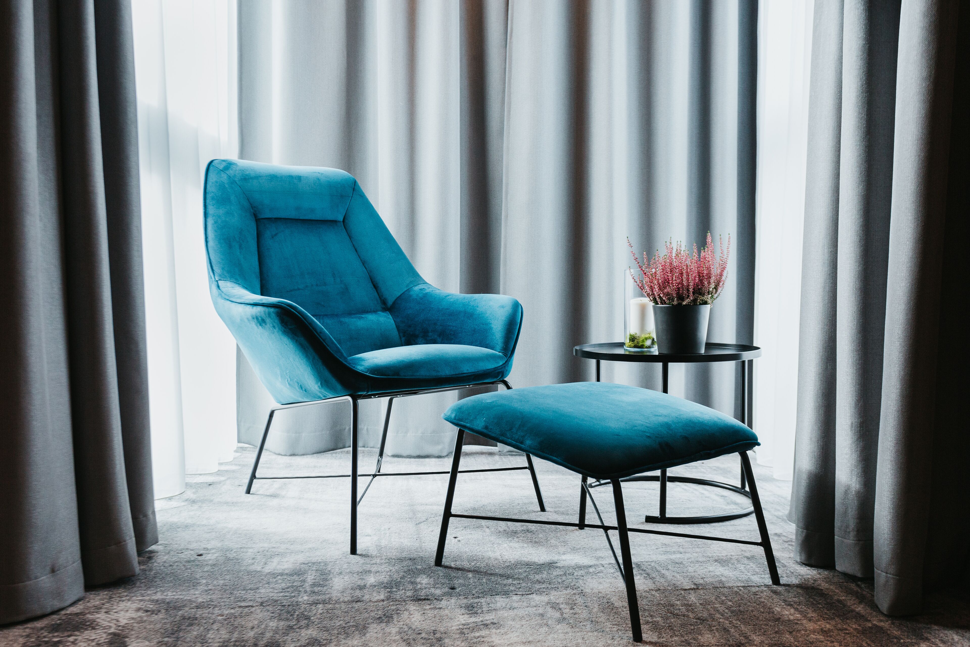 superior double or twin room | living area | flat-screen tv