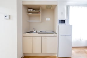 Doppelzimmer (4 people) | Eigene Küche | Kühlschrank, Mikrowelle, Herdplatte, Grillplatte