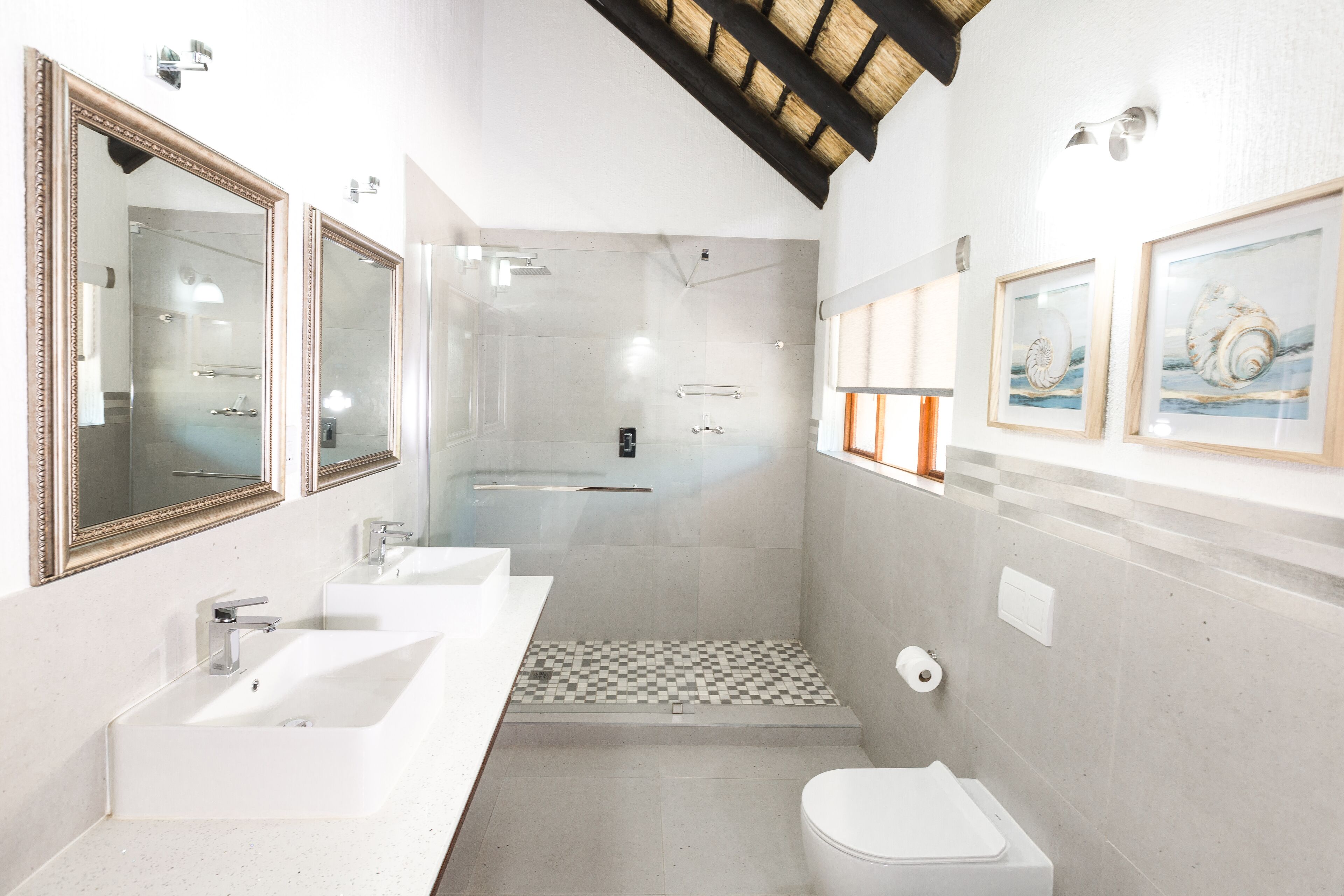 Family Chalet | Bathroom | Separate tub and shower, deep soaking tub, hair dryer, towels
