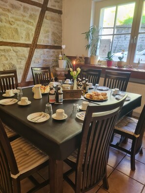 Petit déjeuner buffet compris tous les jours