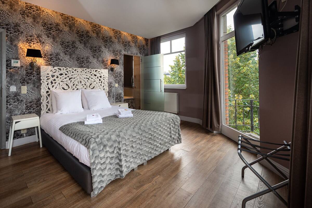 Comfort-Doppelzimmer, Terrasse | Kostenloses WLAN, individuell dekoriert, individuell eingerichtet