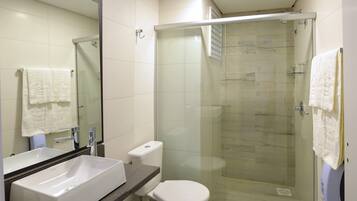 Shower, free toiletries, hair dryer, towels