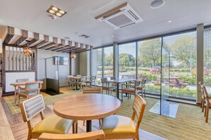 Restaurant - Premier Inn Bangor - Northern Ireland (Bangor)