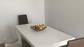 Comfort Apartment | In-room dining