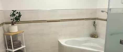 Appartement Confort | Baignoire profonde