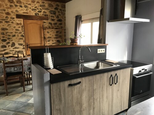 Quiet accommodation in the canton of DOMME near SARLAT and GOURDON (furnished 3 stars)