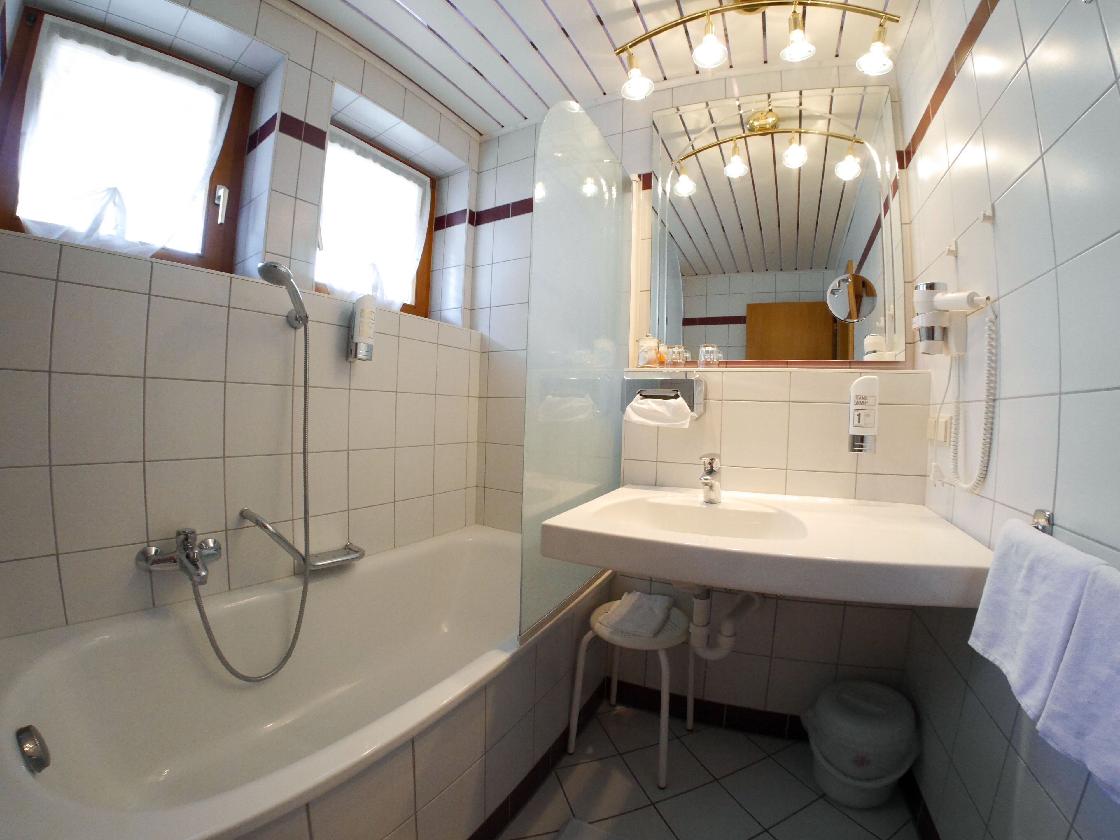 Double Room, Balcony | Bathroom | Hair dryer, towels