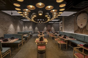 Restaurant - Lemon Tree Premier New Town Kolkata (Barasat)