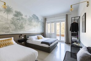 5 bedrooms, in-room safe, iron/ironing board, travel cot