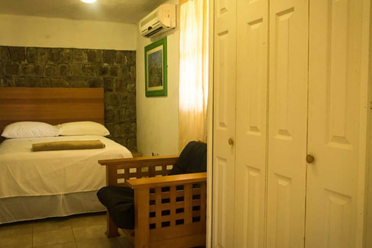 Apartment, 1 Bedroom | Iron/ironing board (on request), WiFi (free), bed sheets