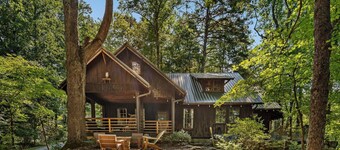 Luremont Cottage-Original lake home, 4bd2ba sleeps 10 walk to beach