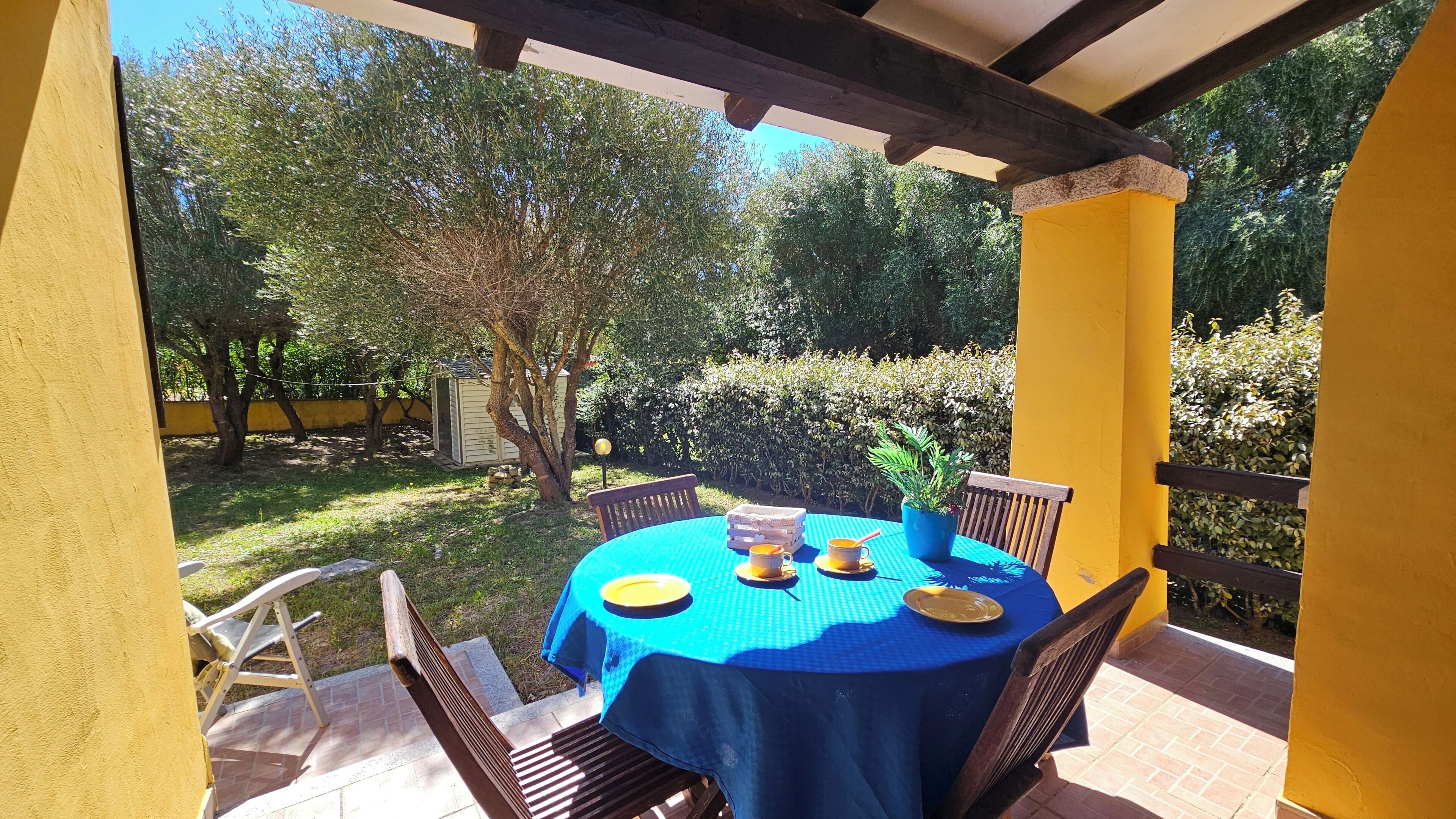 Leilighet – superior, 2 soverom, aircondition, hageutsikt | Terrasse/patio