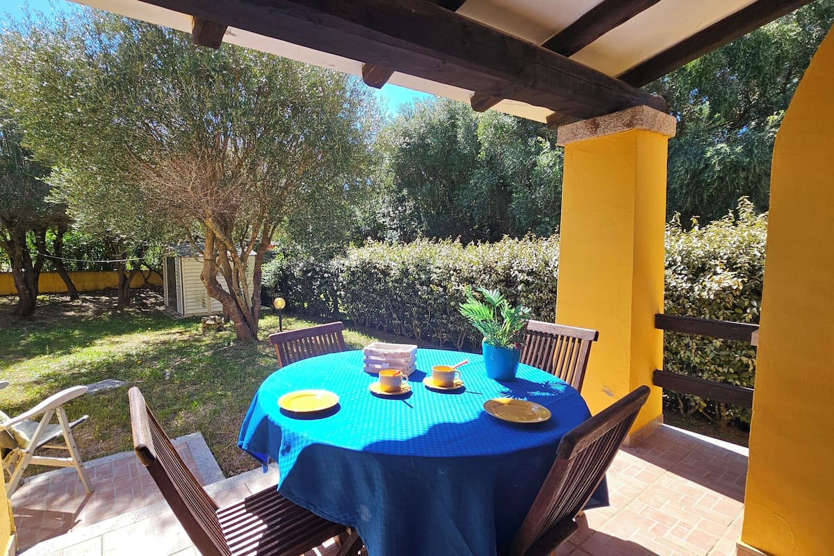 Leilighet – superior, 2 soverom, aircondition, hageutsikt | Terrasse/patio