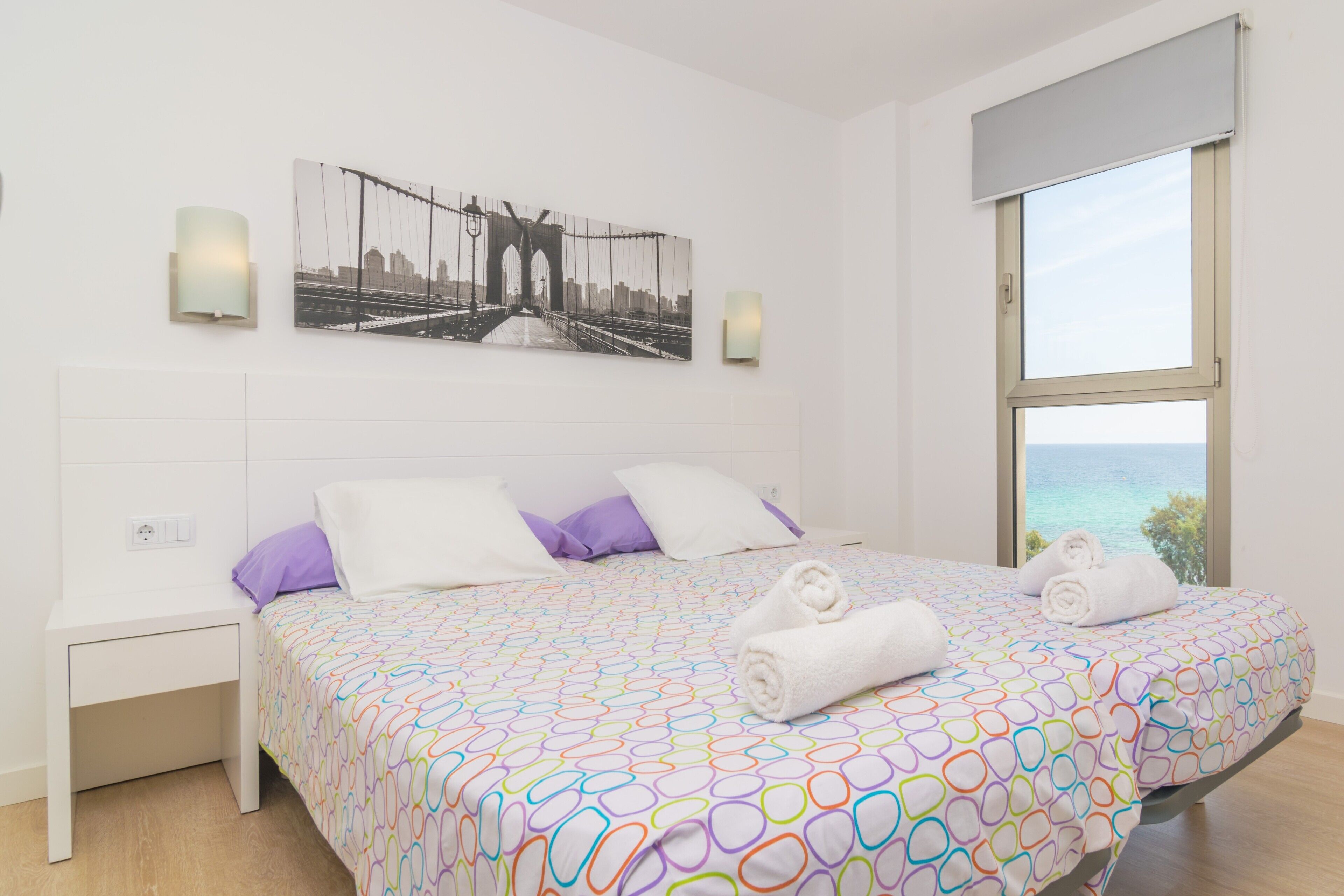 2 slaapkamers, een strijkplank/strijkijzer, gratis wifi, beddengoed