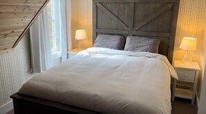 8 soverom, strykejern/-brett, wi-fi (inkludert) og sengetøy
