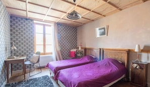 Doppelzimmer (Aera)