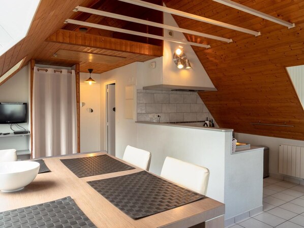 Apartment, 1 Schlafzimmer (Le Portzic) | Essbereich im Zimmer