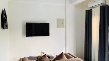 Fernseher, Netflix, Streaming-Dienste