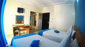Ropa de cama de alta calidad y escritorio 
