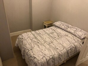 Casa Confort | Tabla de planchar con plancha y wifi gratis