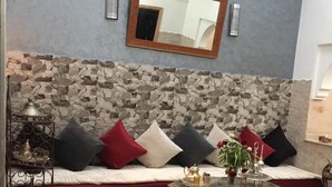 Sala de estar en el lobby