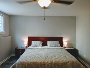 3 makuuhuonetta, silitysrauta/-lauta, Wi-Fi, vuodevaatteet