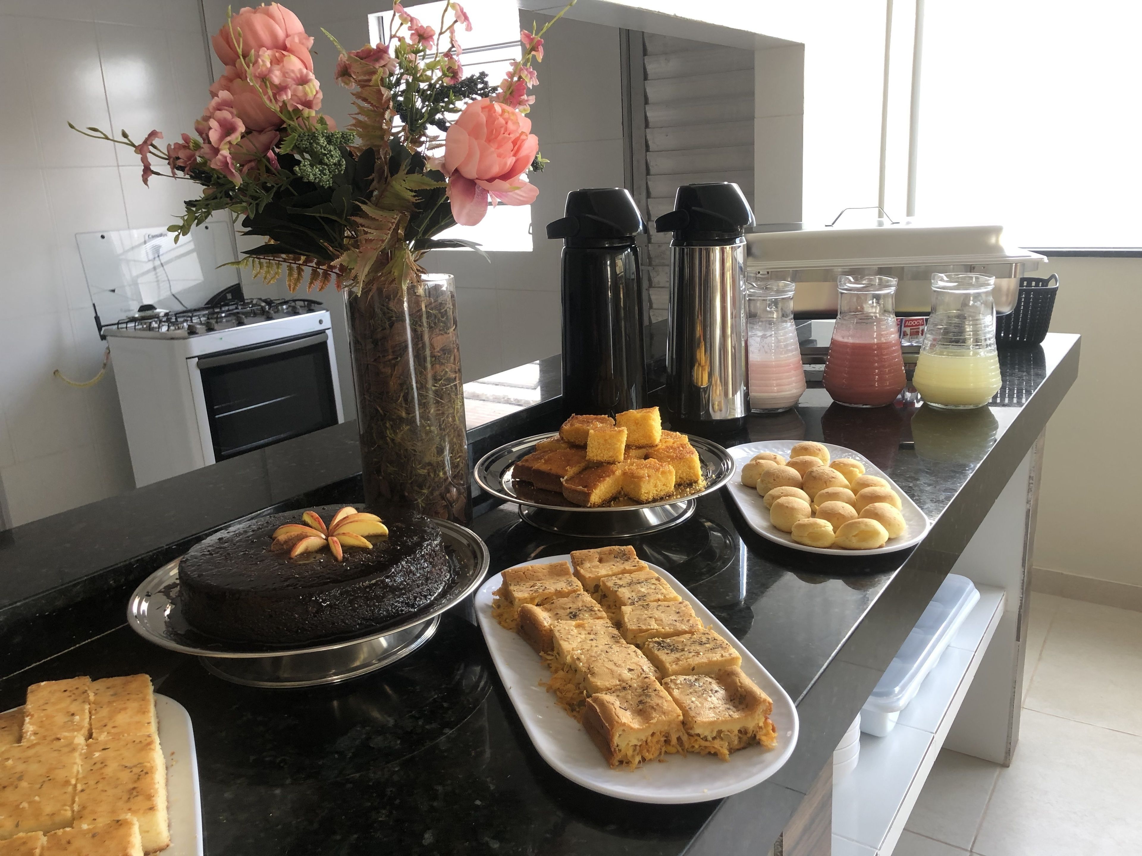 Café da manhã continental grátis todos os dias