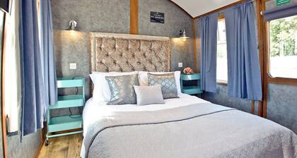 Brunel Boutique Railway Carriage 2