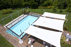 Piscine extérieure (ouverte en saison)