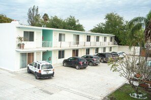 Free self-parking - Hotel La Siesta (Gomez Palacio)