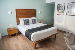 Habitación Deluxe | Insonorización, tabla de planchar con plancha y wifi gratis 