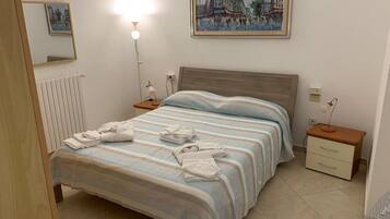 2 camere, ferro/asse da stiro, Wi-Fi, lenzuola