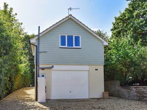 Exterior - 2 bedroom accommodation in Sandown (Sandown)