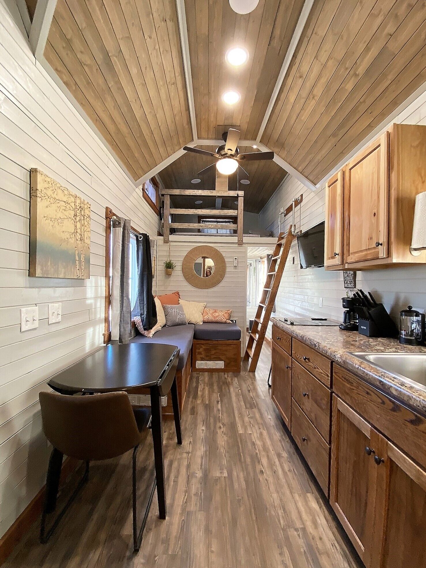 Hytte | Lydisolering, strygejern/strygebræt, sengetøj