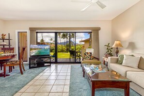 Smart TV - Makanui 711 - Garden/Mountain View (Koloa)