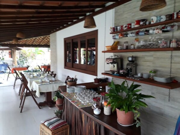 Free daily buffet breakfast - Pousada O Rancho Alegre (Cairu)