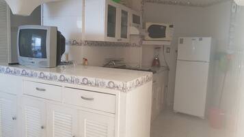 Fridge, microwave, oven, toaster