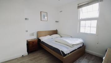 1 bedroom, in-room safe, desk, iron/ironing board