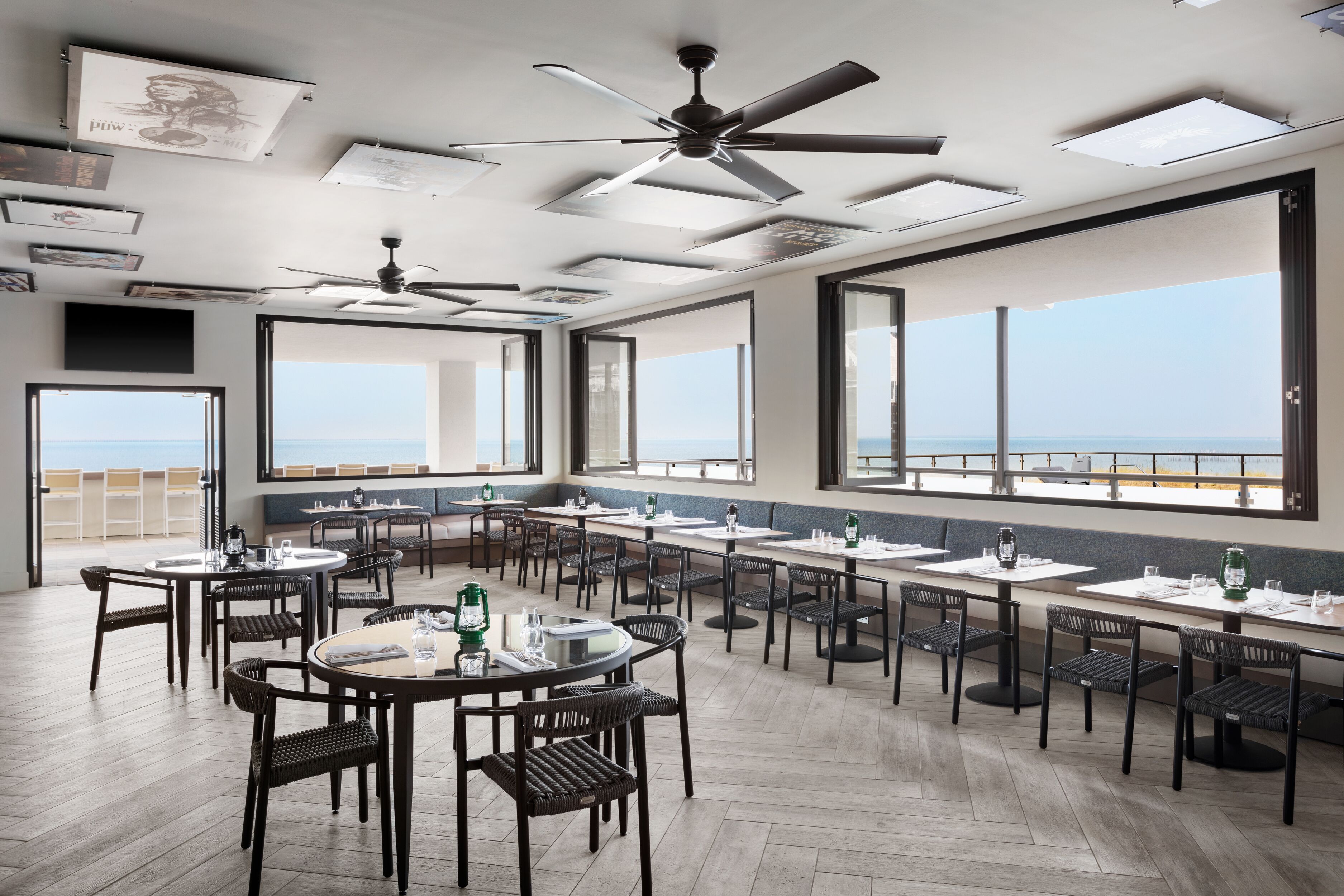 Photo - Delta Hotels by Marriott™ Virginia Beach Waterfront Suites