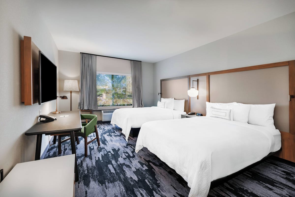 Free WiFi, bed sheets, wheelchair access