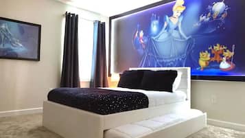 Exclusive House, Private Pool (7 Bedrooms, 5 Bathrooms) | 8 bedrooms, free WiFi, bed sheets